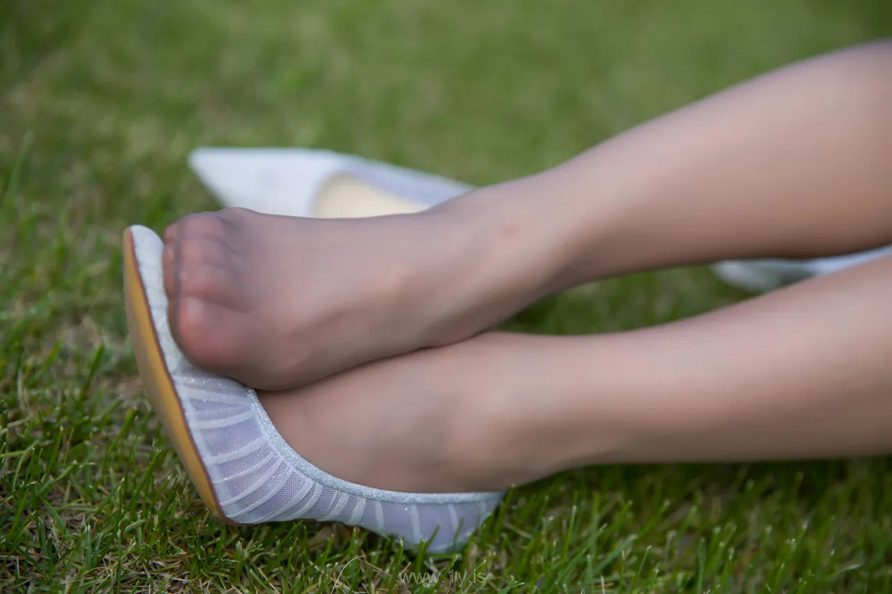 小女巫露娜 NO.025 户外(小红裙+小米裙)